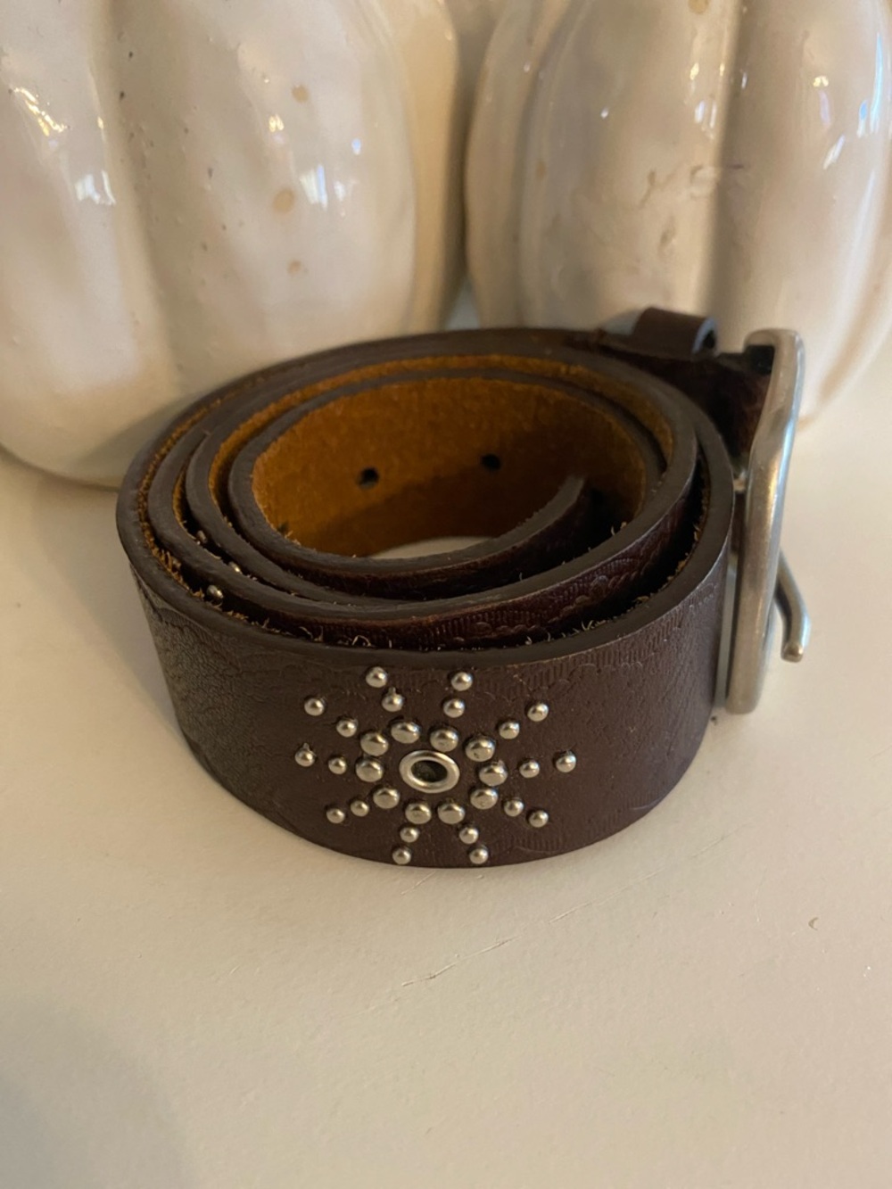Genuine Sonoma Jean Company studded leather Belt size M 37 length